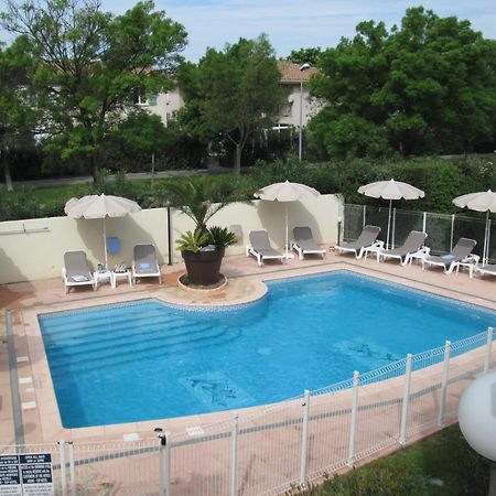 Top Motel Истр Екстериор снимка
