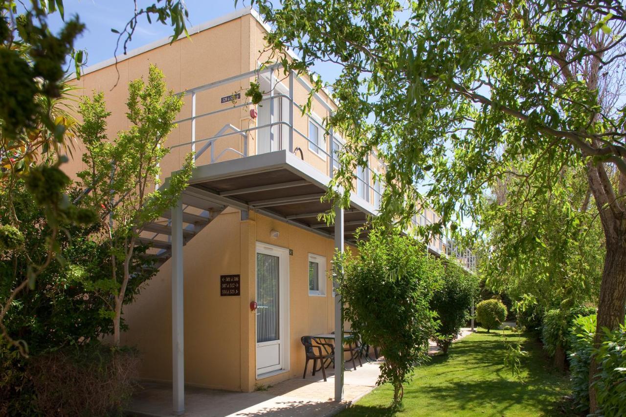 Top Motel Истр Екстериор снимка